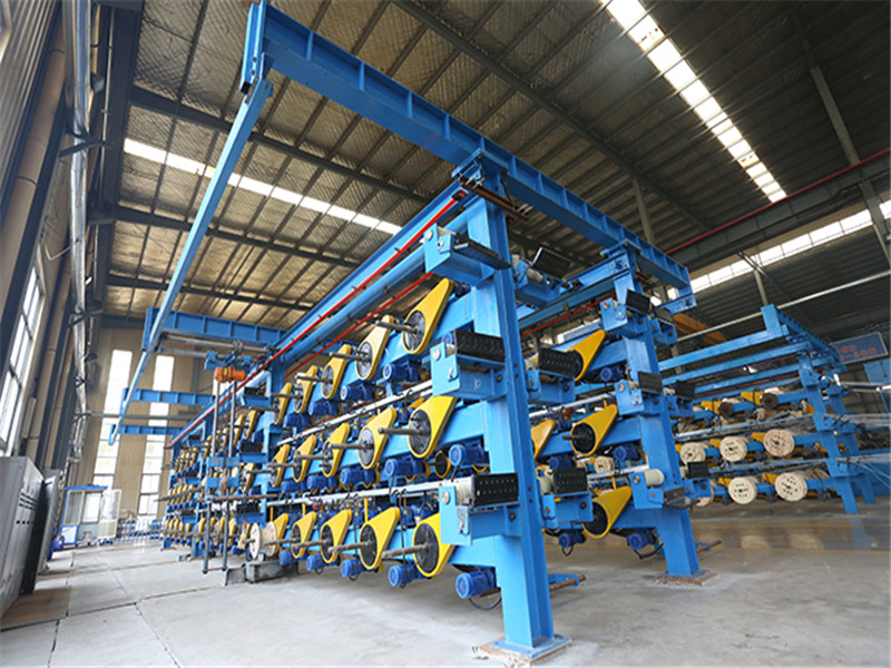 Main vulcanizing machine 